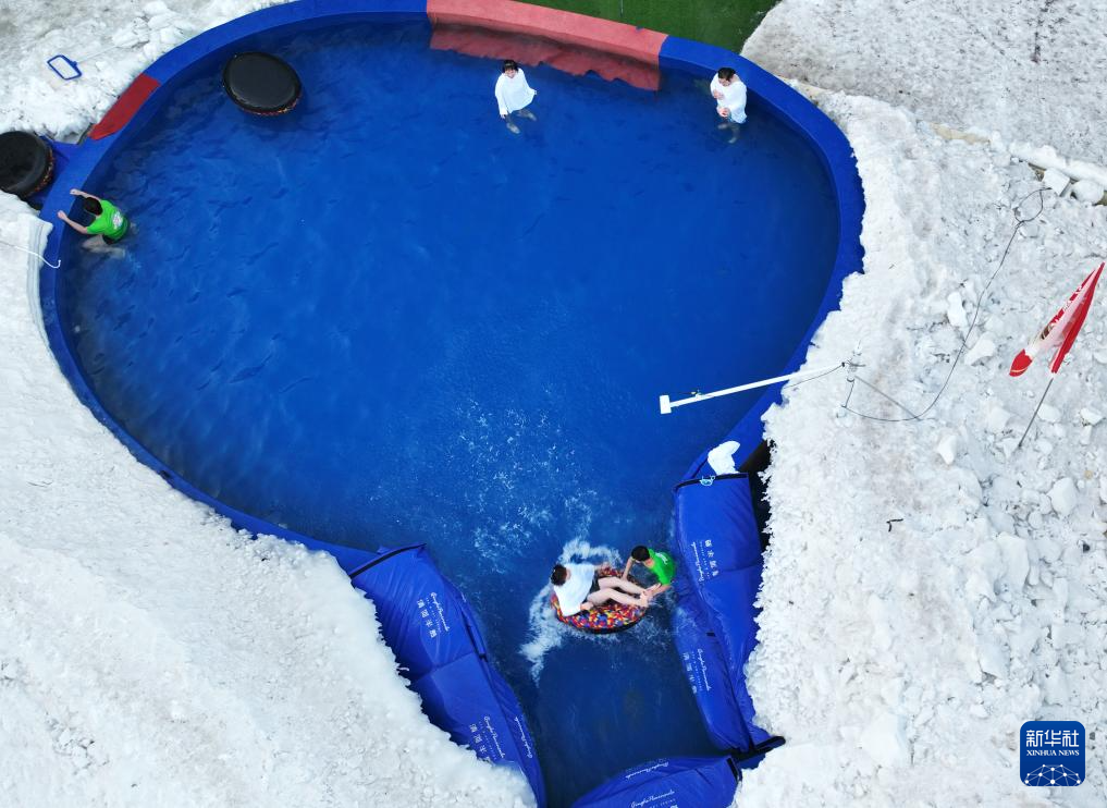 九游娱乐官网：冰雪温泉旅游热(图4)