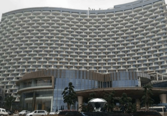 我国最大的酒店房间有28万76年才可住完超过迪拜的帆船酒店(图4)