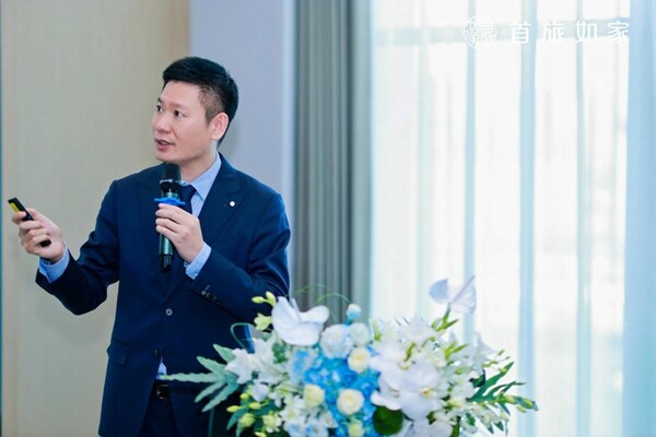 九游娱乐平台：差旅疲惫一键清零：扉缦如何用 “治愈系” 空间“去班味”？(图3)